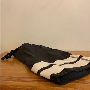 H&M  two stripe shorts